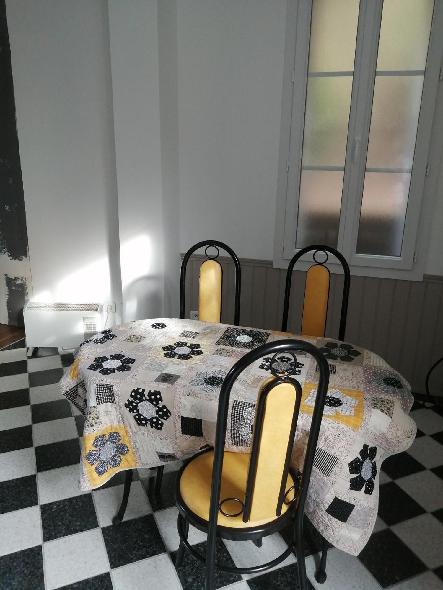 Au Logis De Vechillot Bed & Breakfast อองกูแลม ภายนอก รูปภาพ