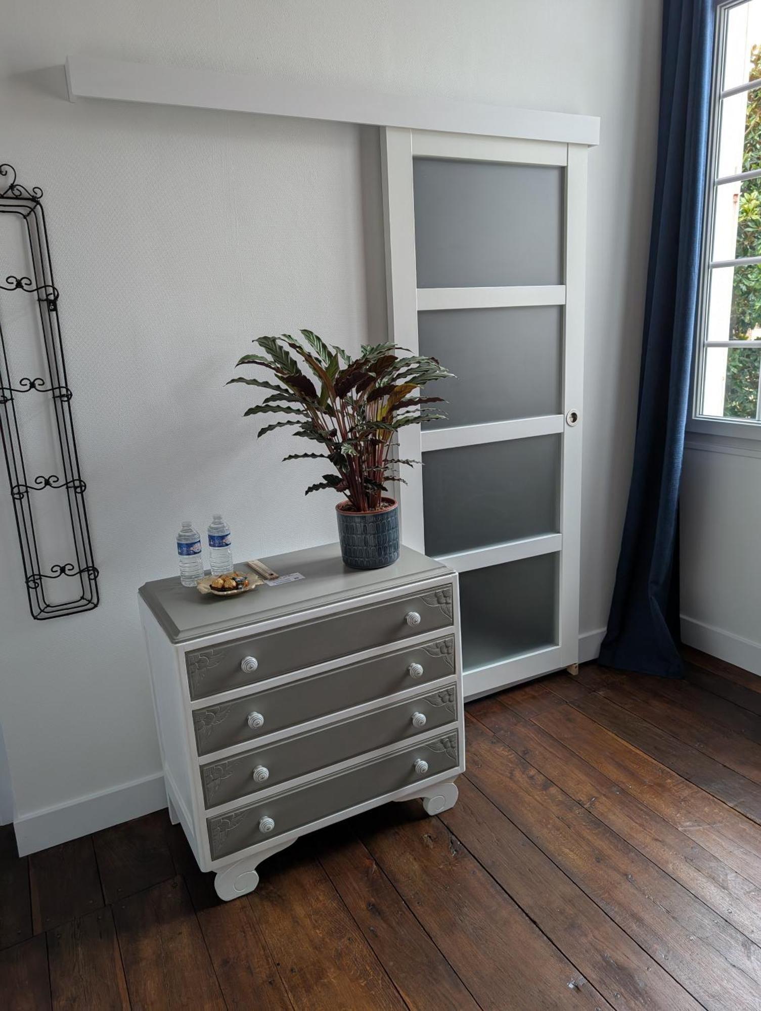 Au Logis De Vechillot Bed & Breakfast อองกูแลม ภายนอก รูปภาพ